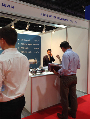 冷凝器膠球自動清洗裝置