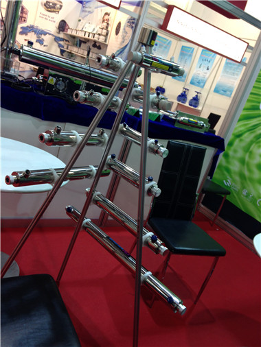 冷凝器膠球自動清洗裝置