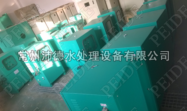 13臺(tái)水箱消毒機(jī)已經(jīng)生產(chǎn)完成準(zhǔn)備出庫(kù)