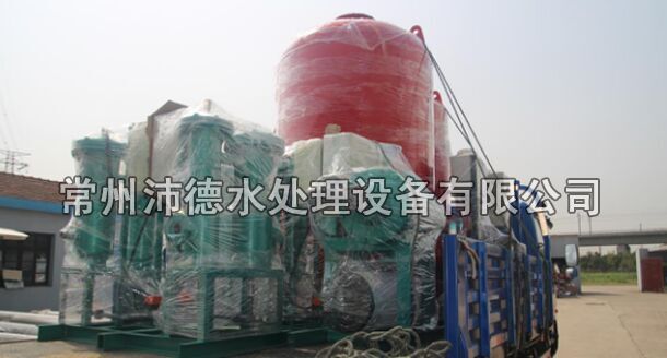 旁流水處理器裝車(chē)發(fā)貨1