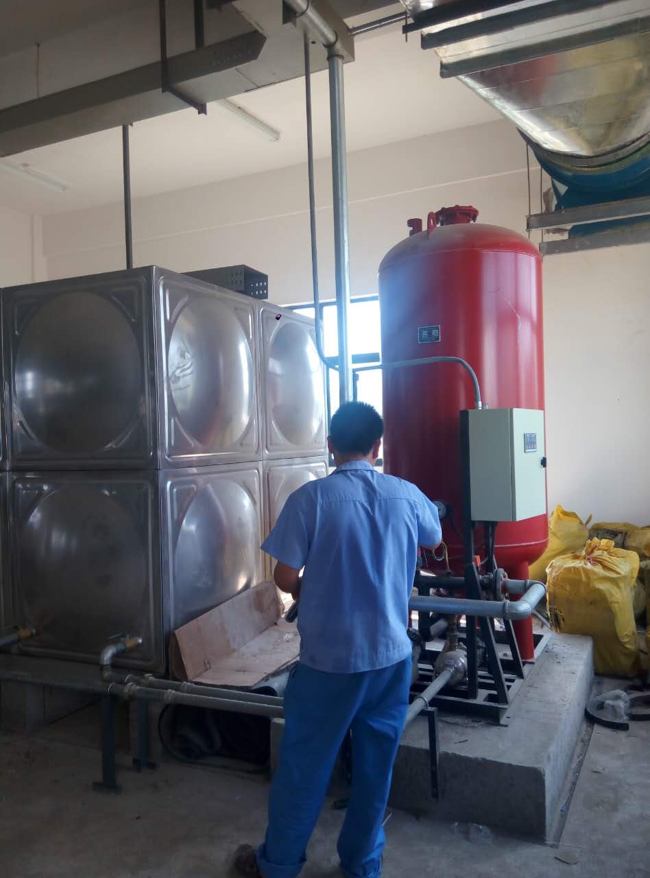 定壓補(bǔ)水裝置 定壓補(bǔ)水裝置